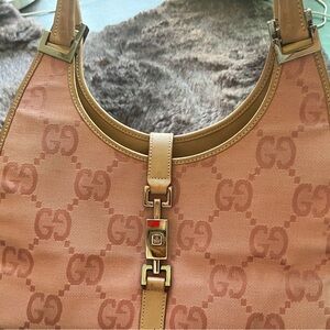 Gucci Jackie Pink and Tan logo lock Bag